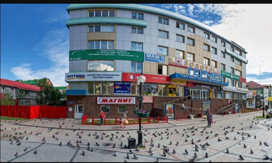Dwuhcomnatnaya Quartira Engelsa 3 Centr Apartment Khanty-Mansiysk Exterior photo